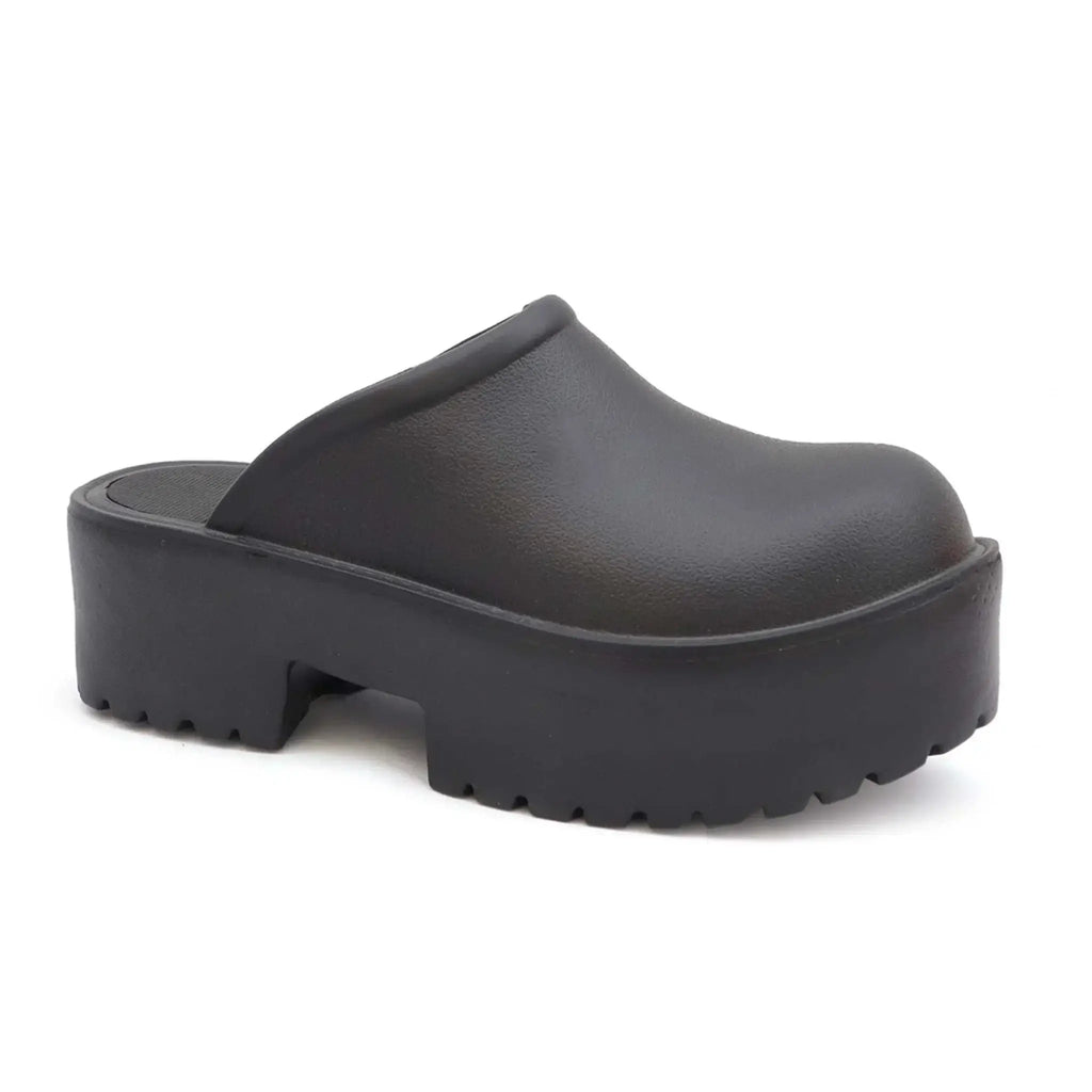 YOKI KLARAH-04 Women's black EVA slide platform clog sandals with durable upper and slip-resistant sole.